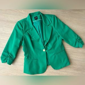 Green cropped blazer